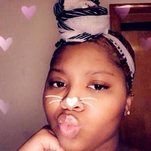 Meet your Posher, Danija